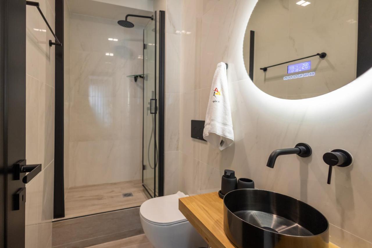 Triple A @ Trendy Psiri - Art & Nightlife Aparthotel Atena Exterior foto