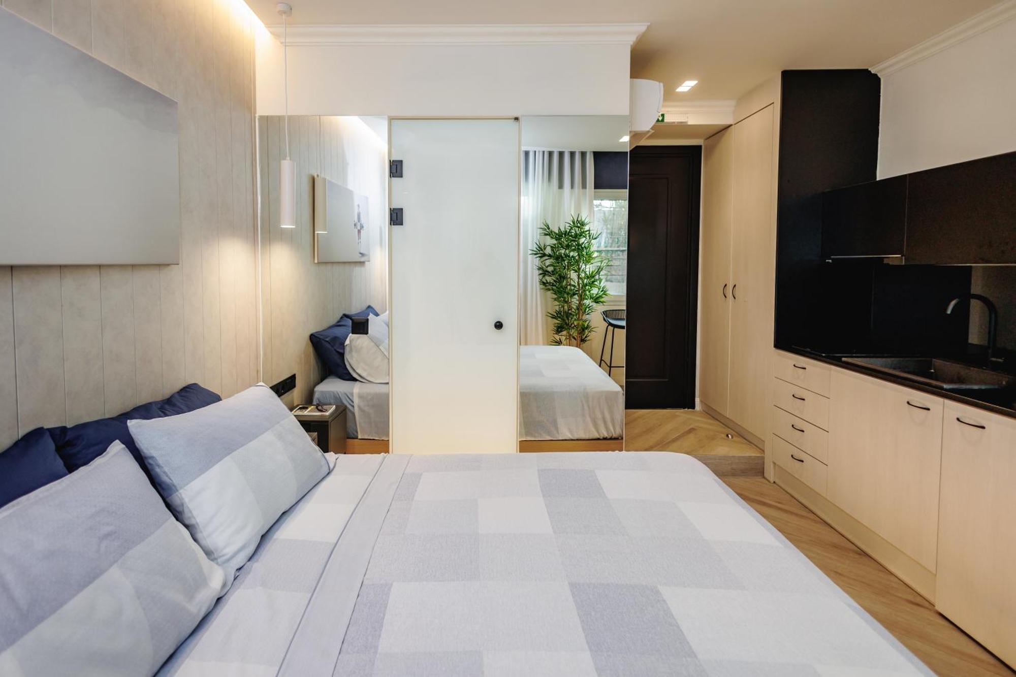 Triple A @ Trendy Psiri - Art & Nightlife Aparthotel Atena Exterior foto